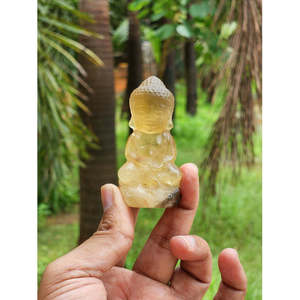 Sculpture du Bouddha en pierre de citrine fumée : un mélange divin de paix, de protection et d'abondance pour votre maison et votre bureau. Poids - Product Image 1
