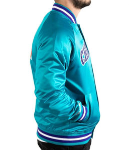 À la mode Collège Broderie Satin Varsity Veste pour Hommes Street Style Solide Couleur Casual Imperméable Varsity Veste Top OEM Service - Product Image 3