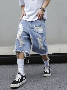 กางเกงขาสั้นผ้ายีนส์สำหรับผู้ชายตั้งแต่แบบลำลองไปจนถึงเทศกาลดูอินเทรนด์และแบรนด์ที่ดีที่สุดในการแต่งตัวกางเกงขาสั้นผ้ายีนส์สำหรับผู้ชายใน2025 - Product Image 3