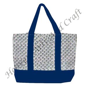 Sac fourre-tout en tissu imprimé à la main avec poignée bleue en provenance d'Inde, motif floral multi-main avec deux bretelles, vente en gros BHCB049 - Product Image 1