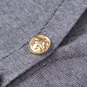 Pull en coton tricoté pour femme, nouveau modèle d'hiver, col en V, manches longues, respirant, logo personnalisé, position avant/arrière, vente en gros - Product Image 5