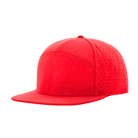 Bordado personalizado 7 Panel de ala plana rojo poliéster impermeable Gorras Laser Cut Hole Snapback Gorras Sombreros con logotipo personalizado