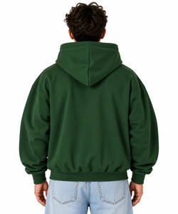 Diseñado en Italia, Sudadera con Capucha para Hombre, Tejido Cómodo, Ideal para el Invierno y Perfecta para Cualquier Ocasión, Color Verde Oscuro - Product Image 2