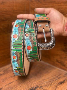 Nouvel arrivage de ceintures florales occidentales en cuir véritable usinées à la main et peintes à la main Ceintures unisexes en cuir véritable usiné à la main - Product Image 4