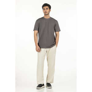 เสื้อยืด Relax Fit ผ้าฝ้าย 100% ระบายอากาศได้ดี ไม่ยับ ลายโลโก้เรียบๆ ทรงหลวม ความยาวสั้น ไซส์ MN-TS-SS25-319 - Product Image 6