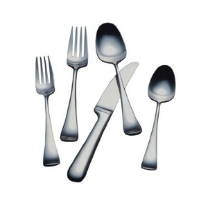 Ensemble de couteau et fourchette à steak de style portugais massif couverts de table plaqués argent ustensiles décoratifs en métal pour servir - Product Image 4