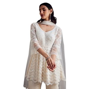 Bianco ricamato peplo Kurta con Palazzo e rete Dupatta all'ingrosso donna abbigliamento etnico OEM fornitore di abbigliamento personalizzato - Product Image 4