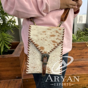 Marques célèbres femmes mode peau de vache boucle sac à main en cuir de vachette sac à bandoulière de haute qualité en cuir véritable luxe sacs à bandoulière - Product Image 1