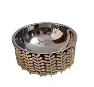 หม้อปรุงอาหารแบบมีฝาปิดทำจากโลหะและไม้ถูพื้นพร้อมฝาสแตนเลส - Product Image 2