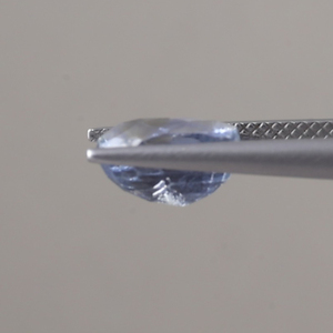 พลอยไพลินสีน้ำเงินธรรมชาติ รับรองโดย IGI ขายส่ง |   ทรงคุชชั่น 9.5x9 มม. |   อัญมณีไพลินสีอ่อน 5.09 กะรัต สำหรับทำเครื่องประดับ | - Product Image 2