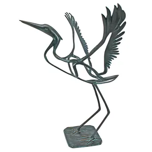 Escultura Metálica de Alta Gama Hecha a Mano, Diseño de Figura Decorativa para Pared/Mesa, Decoración del Hogar, Zahid Exports - Product Image 1