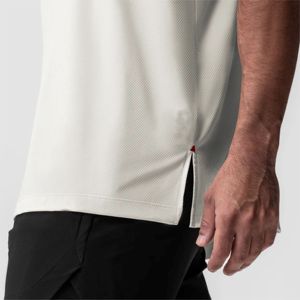 Camiseta de entrenamiento de gran tamaño de marfil, camiseta de gimnasio de rendimiento, camiseta de entrenamiento atlético de secado rápido antimicrobiano que absorbe el sudor - Product Image 5