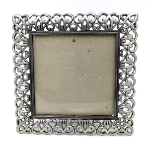 Marco de Fotos Metálico Ecológico Personalizado con Color para Decoración de Hogar, Oficina o Eventos, Detalles Artísticos y Estructurales, Acabado Liso - Product Image 1