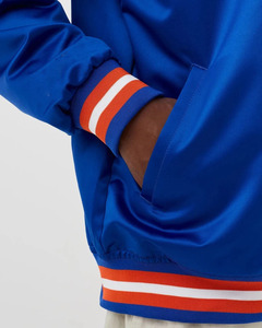 Vestes universitaires en satin de soie satiné à la mode 2025, logo personnalisé en couleur, veste en satin pour hommes, fabriquée au Pakistan - Product Image 6