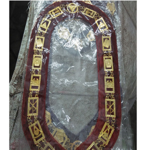 Collar de Cadena Metálica para Traje de Regalia Masónica Shriner, Diseño Popular, Económico y de Primera Calidad, en Terciopelo Rojo - Product Image 2