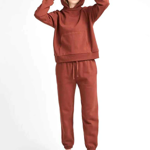 Venta al por mayor 330 Gsm Men's Gym Workout Hoodie Oversized Pullover Sweatshirt Custom Logo Solid Pattern Winter Plain Dyed Hoodies - Product Image 4