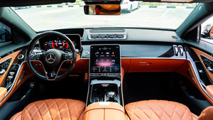 Voitures d'occasion propres et sans accident, <span class=keywords><strong>Mercedes</strong></span> <span class=keywords><strong>S</strong></span> <span class=keywords><strong>580</strong></span> <span class=keywords><strong>2022</strong></span> |   4,0 L |   Voitures d'occasion V8 berline prêtes à être expédiées dans le monde entier - Product Image 2