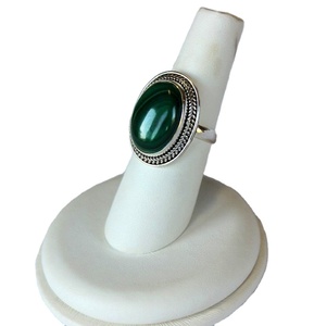 Vente en gros Malachite Argent 925 Bande Personnalisée Partie Gemme Bague Lunette Réglage Classique Canal Femmes Bijoux Cadeau Offre Spéciale - Product Image 2