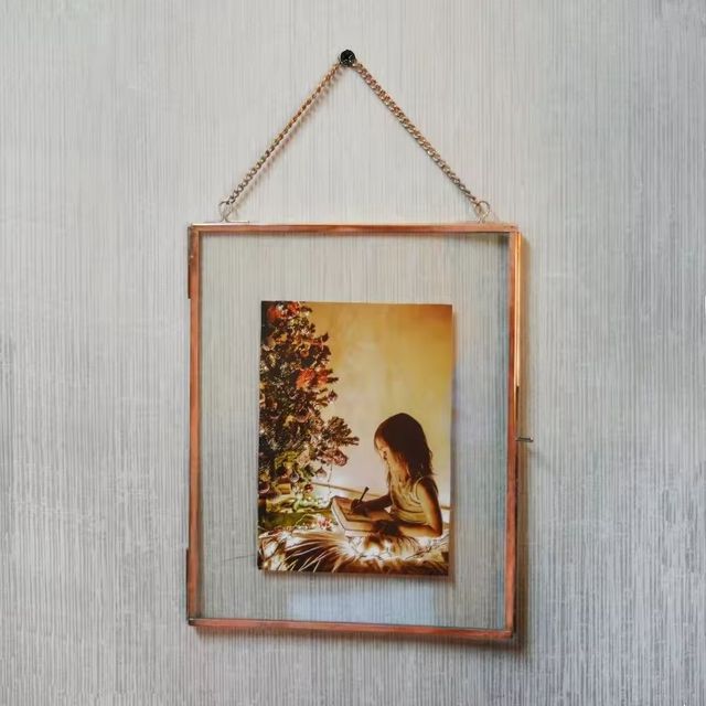 Pressed Flowers Brass & Glass Golden Hanging Picture Frames With Chain Floating Wall Decor Artwork Display Frames
