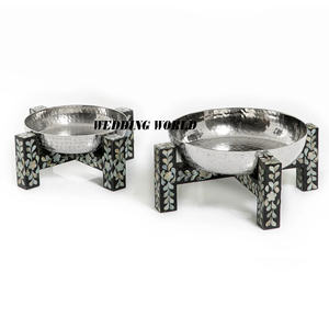 Juego de tres cuencos de chocolate de diseñador Cuenco dulce hecho a mano de calidad premium Forma redonda Cuenco de chocolate nuevo de lujo - Product Image 3