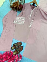Nouveaux designs de salwar punjabi 2025 en satin naturel brodé, à manches longues, motifs aux couleurs vives, spéciaux pour les fêtes de Lahour