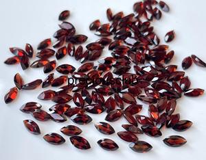 Granate rojo natural 3X6mm Marquesa facetada Calidad AAA-Granate Marquesa facetada Calidad AAA - Product Image 2
