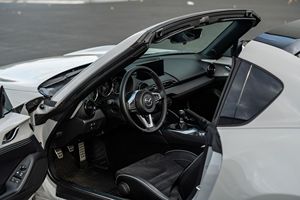 Auto Usado en Excelentes Condiciones, <span class=keywords><strong>Mazda</strong></span> <span class=keywords><strong>MX</strong></span>-<span class=keywords><strong>5</strong></span> Miata <span class=keywords><strong>RF</strong></span> Club 2024, Listo para Enviar - Product Image 4