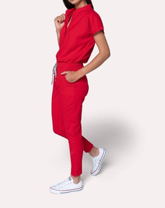 Les soins infirmiers frottent des ensembles d'uniformes avec la silhouette de douille courte et le collier de support contourné pour l'ajustement propre - Product Image 3