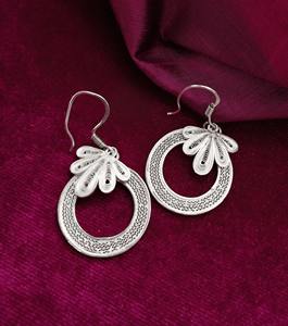 Pendientes de tuerca de filigrana minimalistas de alto grado con acabado en plata oxidada, joyería india, brillo brillante directo - Product Image 1