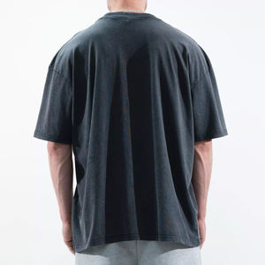 Camiseta de corte holgado con lavado ácido y tejido grueso. Algodón de lujo con lavado especial, ajuste oversized, diseño personalizable en blanco y estética vintage. - Product Image 3