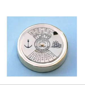 Base en laiton fini nickel de qualité supérieure Conception de calendrier perpétuel Meilleur pour les décorations de table Maison festive Nouveaux accents - Product Image 1