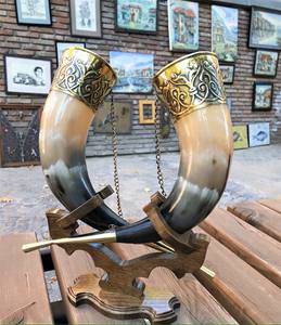 Corne à boire décorative naturelle Viking coquille polie écologique style animal religieux artisanat en métal souvenir en bois unique - Product Image 1