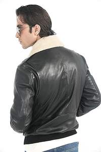 Chaqueta de Motociclista de Cuero Marrón para Hombre GLOBAL EDGE GPG-324, Forro de Sherpa Extraíble, Diseño Transpirable de Manga Larga para Invierno - Product Image 3