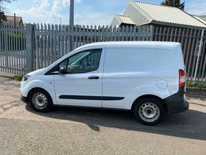 USADO LHD/RHD 2021 F O R D TRANSIT COURIER 1,0 T LEADER ECOBOOST - Product Image 3