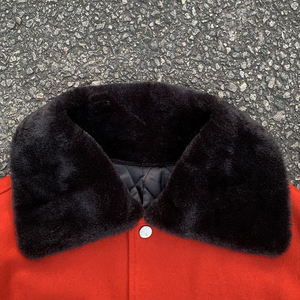 Blouson d'hiver en laine style universitaire avec col en fausse fourrure personnalisé - Product Image 5