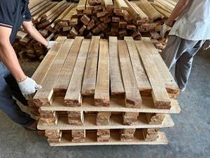 Bois de caoutchouc vietnamien scié, traité thermiquement, haute qualité, prix de gros compétitif pour meubles et construction - Product Image 5