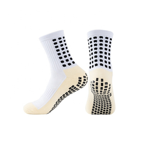 OEM Customized Solid Breathable Basketball Football <b>Socks</b> Casual Mid-Length Outdoor <b>Running</b> <b>Socks</b> Couples Knitted Technique - Product Image 4