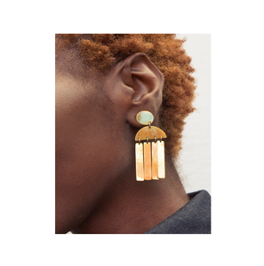 Pendiente pequeño de cuerno de toro de alta calidad, pendientes de diseñador de adorno de tamaño personalizado, pendientes de fiesta para mujer, gran oferta - Product Image 5