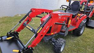 Massey Ferguson GC1725M 2024 Mini tracteur 8-80HP tracteur de marche d'occasion pour le roulement de moteur à engrenages agricole comme composants de base - Product Image 3