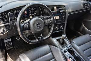 Volkswagen Golf R 2019 Usado en Buen Estado, Transmisión Manual de 6 Velocidades, Tracción en las Cuatro Ruedas, Motor Turbo de 4 Cilindros, Modificaciones de Rendimiento - Product Image 4