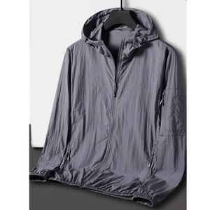 Veste de sport extensible à capuche pour homme-Coquilles de style athlétique, coupe régulière, plusieurs poches - Product Image 3