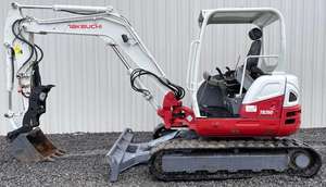 ENVÍO GRATUITO Excavadora TAKEUCHI TB260 MIDI, Motor Diésel de 48 CV, ROPS Abierto, Tablero DG, Aprobado por EPA y CE, Sistema Hidráulico Auxiliar, 2 Velocidades, PLC - Product Image 2