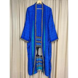Vestido Kimono de Seda Reciclada Estilo Boho Chic Vintage para Mujer, Ideal para la Playa, Resort, Casa o como Túnica de Baño - Product Image 5