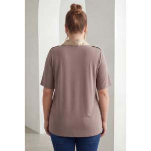 Chemisier en modal grande taille avec épaulettes et fermeture éclair, couleur vison - Product Image 4