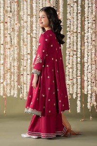 Lehenga Choli Formal Estilo Pakistaní Bordado en Acrílico para Niñas con Escote Elegante y Mangas de Red para Eventos Culturales - Product Image 6