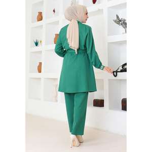 MSW19203-4 Ensemble décontracté 2 pièces avec détails en pierre émeraude, hauts longs mi-mollet à manches longues et col rond, 100% Polyester - Product Image 4