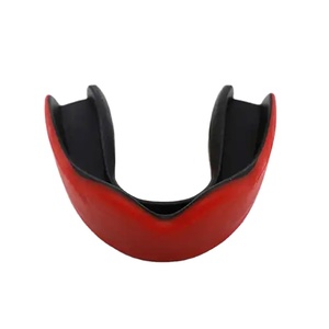 ที่ครอบฟันป้องกันแบบ OEM ราคาขายส่ง สำหรับกีฬา ป้องกันแบคทีเรีย เป็นมิตรกับสิ่งแวดล้อม ขึ้นรูปได้ ทำจากซิลิกาฟิวส์ - Product Image 3