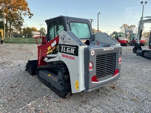 รถตักล้อยางตีนตะขาบ Takeuchi TL6R มือสอง สำหรับงานก่อสร้าง - Product Image 2