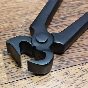 Cortaúñas para Cascos de Caballos de Diseño Negro, Cortaúñas de Acero Inoxidable para Uso de Herradores - Product Image 3