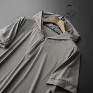 2024 nueva Camiseta deportiva informal de manga corta de seda de verano para hombre, suéter fino con capucha, sudadera holgada para hombre - Product Image 4